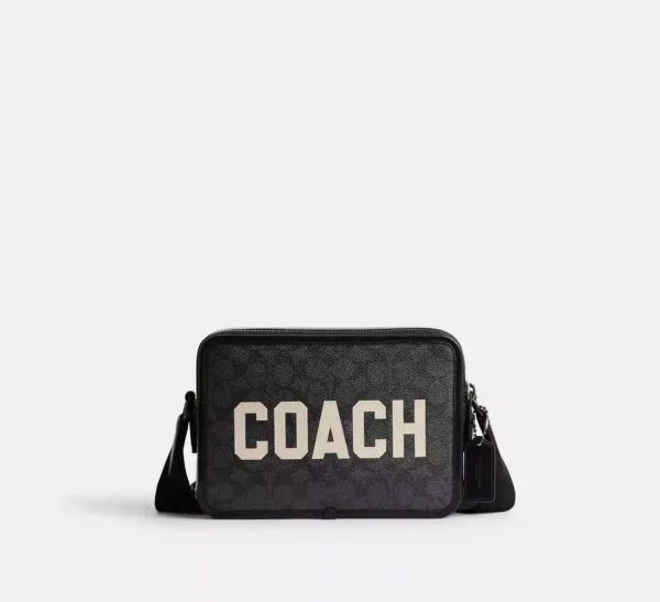 COACH CHARTER CROSSBODY 24 IN SIGNATURE CANVAS WITH COACH GRAPHIC - CP136