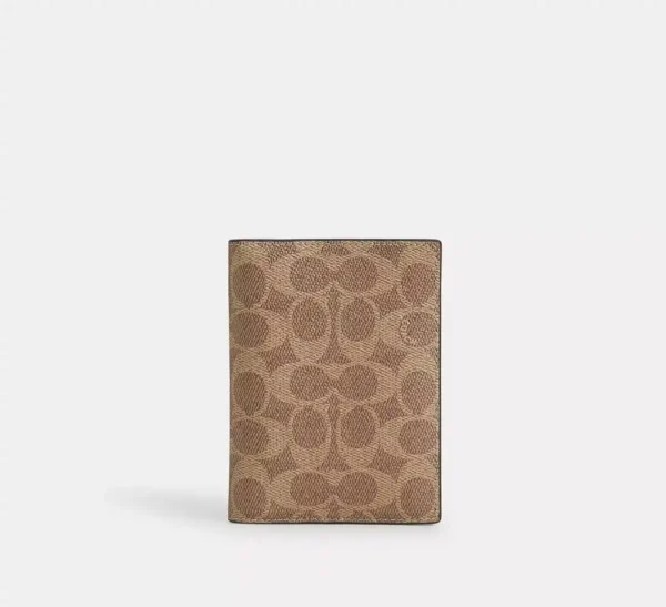 COACH PASSPORT CARD CASE IN SIGNATURE CANVAS - CW170